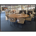 SHOWROOMVERLATER 7 DELIGE DINING SET. SPEZIA